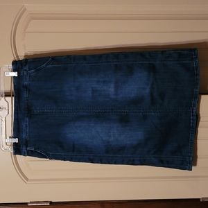 Denim skirt